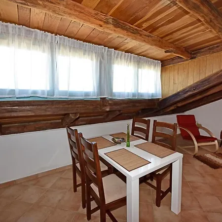 Lägenhet Alavanda - App S Bazenom Poreč